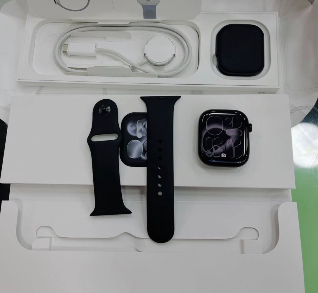 Apple Watch Series 10 Aluminum Jet Black 46mm — Elektronika, Bakı (5)