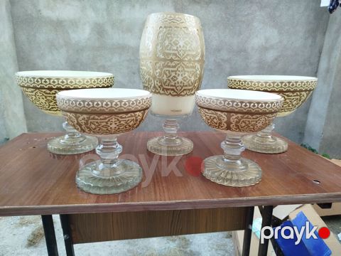 Tort və şiriniyyat qabı, rəng - Qızılı, Şüşə