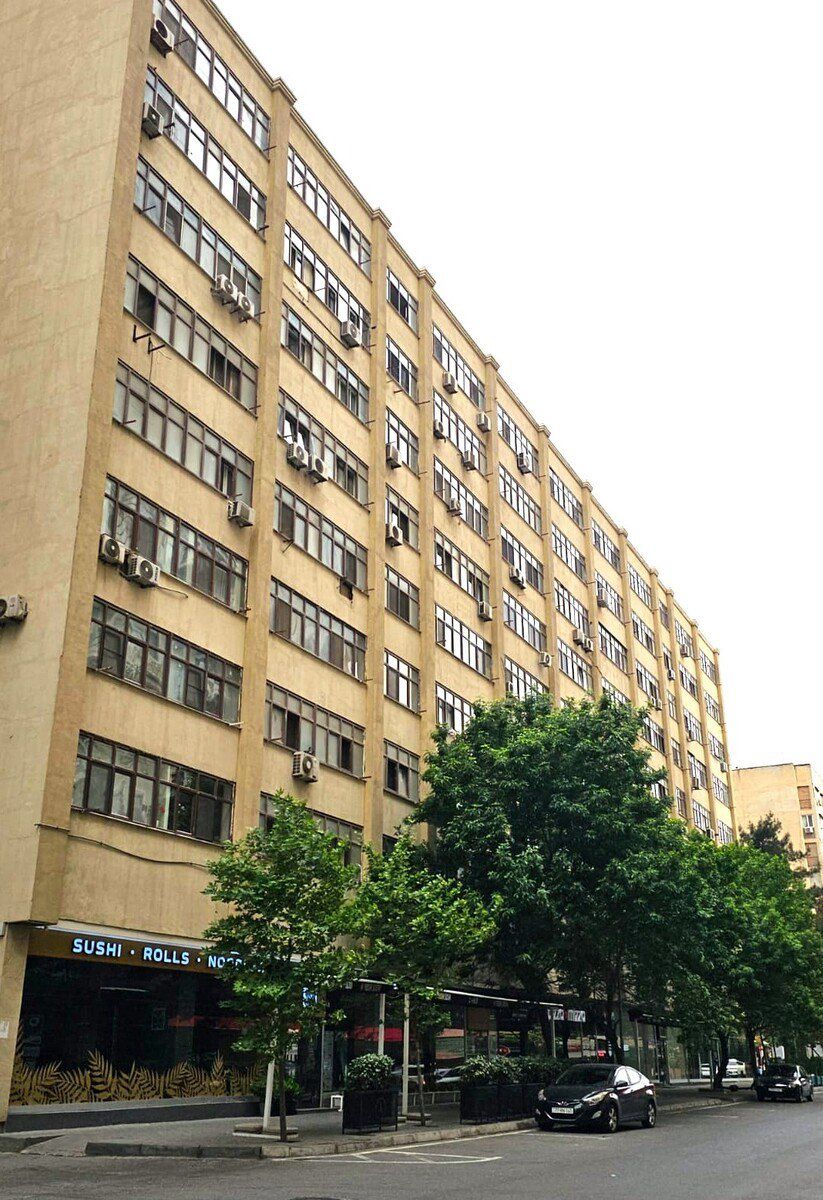 Satılır 2 otaqlı köhnə tikili 70 m² — Mənzil, Bakı