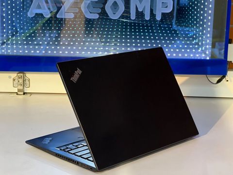 Lenovo ThinkPad T490S Salam ✅Məhsula 6 ay qarantiya verilir Bu