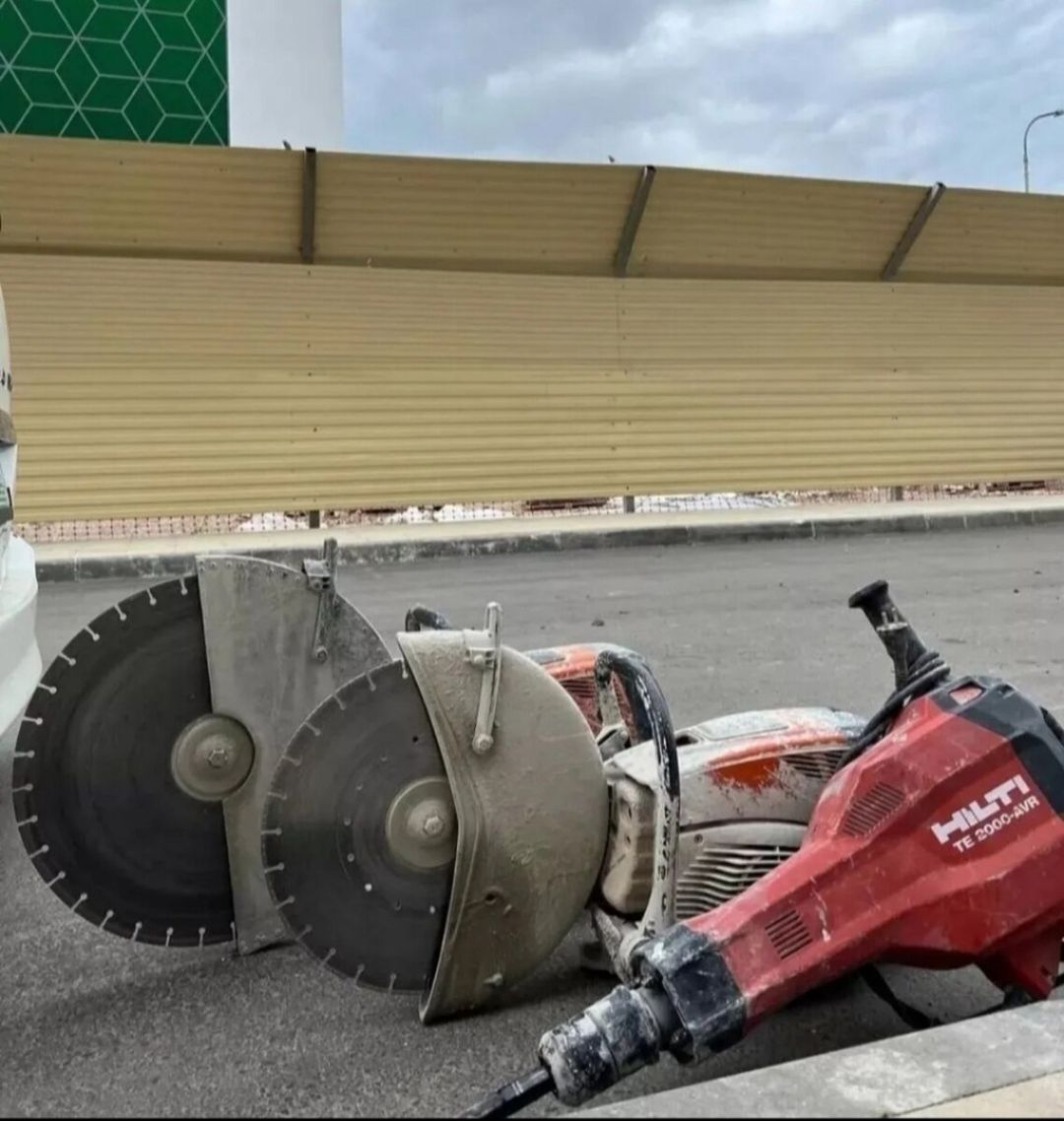 Beton kəsən aparat — Mallar, Bakı