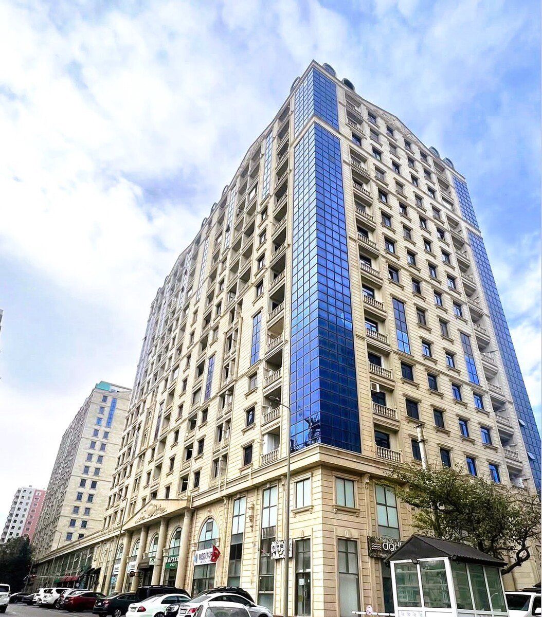 Satılır 3 otaqlı yeni tikili 136 m² — Mənzil, Bakı