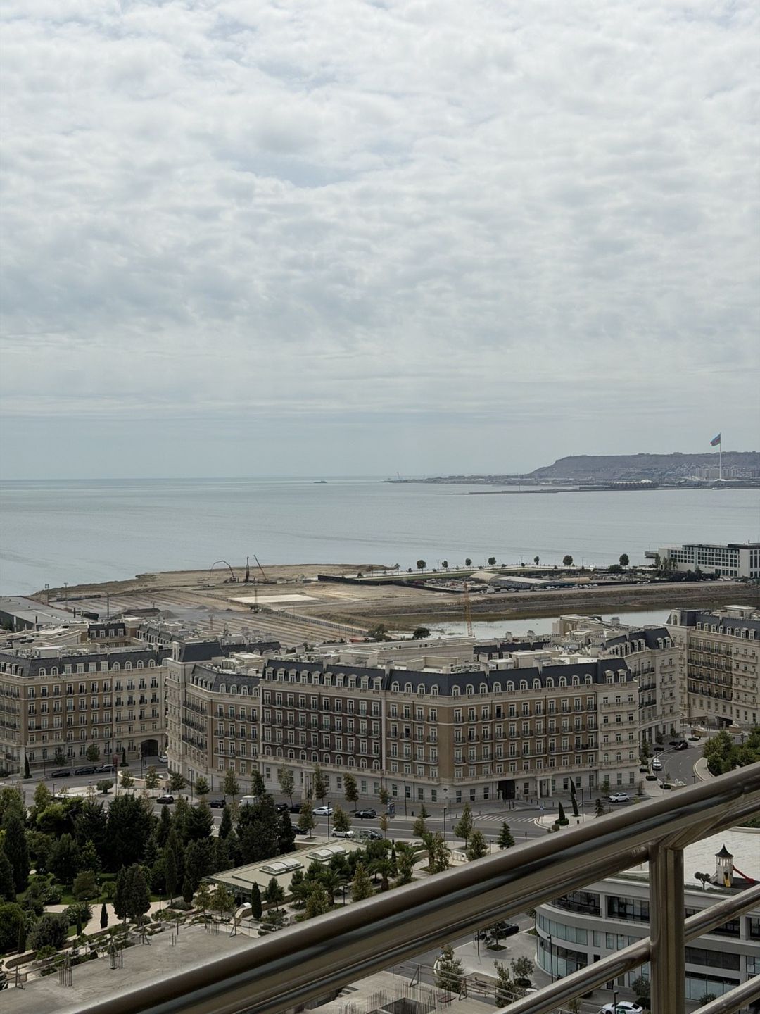 Satılır 8 otaqlı yeni tikili 342 m² — Mənzil, Bakı (3)