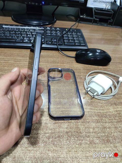 iPhone 15, 128 GB, Midnight, simsiz şarj