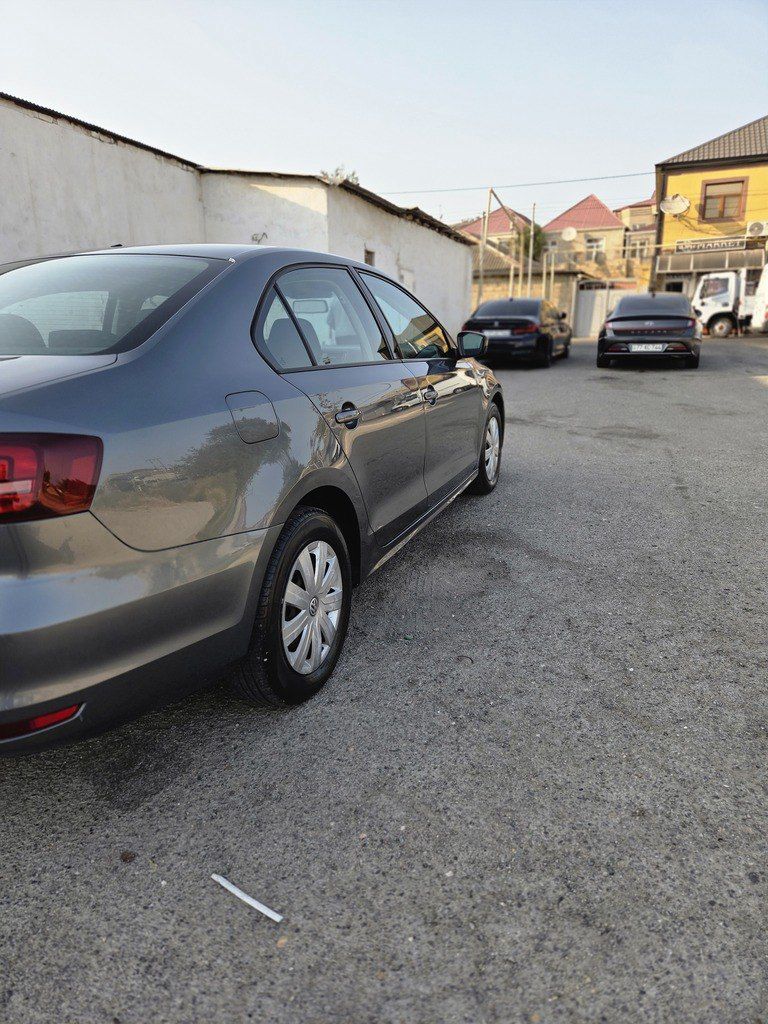 Volkswagen Jetta, 1.5 L, 2016 il, 85 000 km — Avtomobillər, Bakı (12)