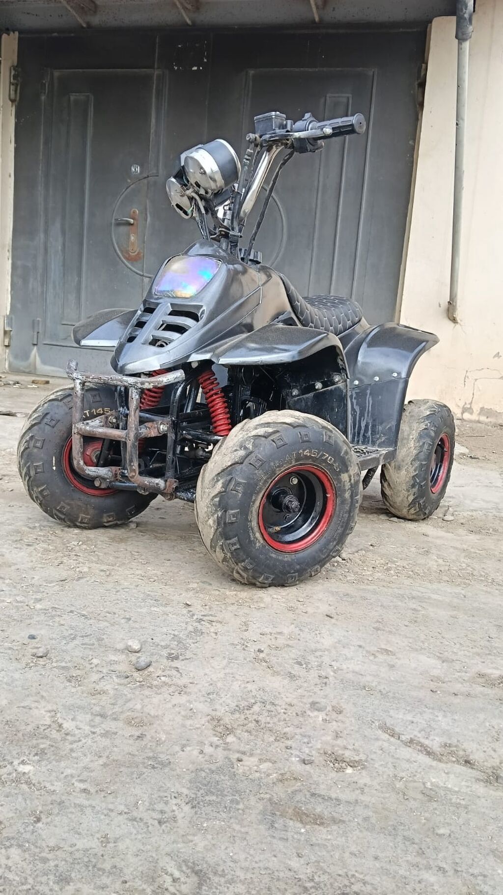 Qara rəngli mini ATV kvadrosikl — kompakt off-road dizaynı, qalın protektorlu təkərlər — Kvadrosikllər və baqqilər, Bakı (3)