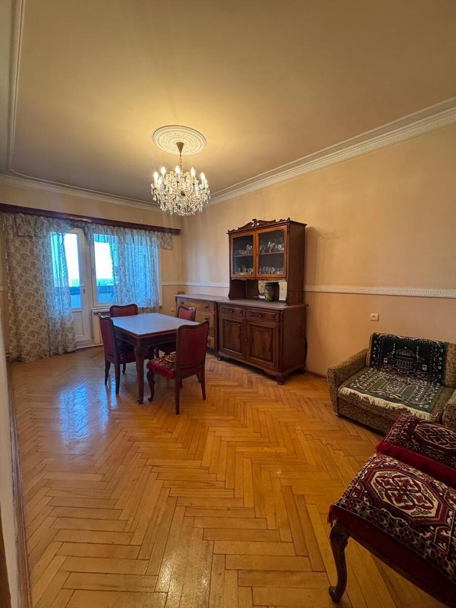Satılır 4 otaqlı köhnə tikili 105 m² — Mənzil, Bakı (10)