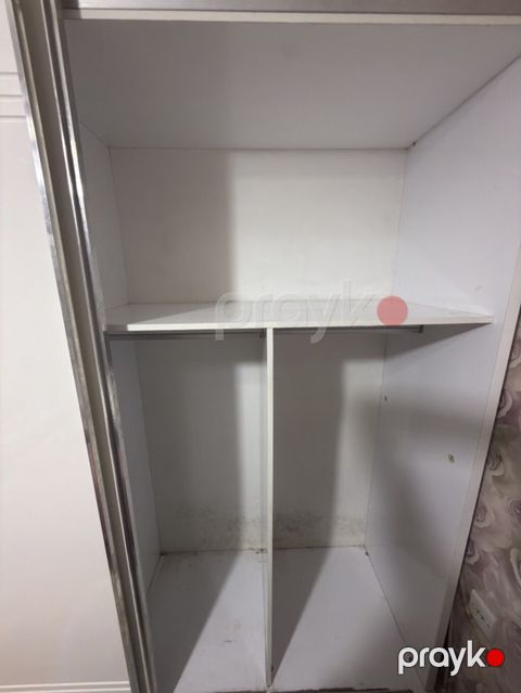 Ağ rəngli sürgülü qapılı geyim şkafı - Material: laminat/MDFlam tipli