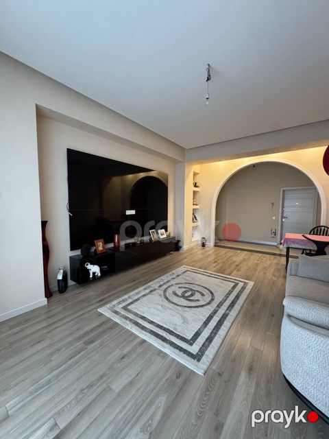 Satılır 3 otaqlı yeni tikili 83 m²