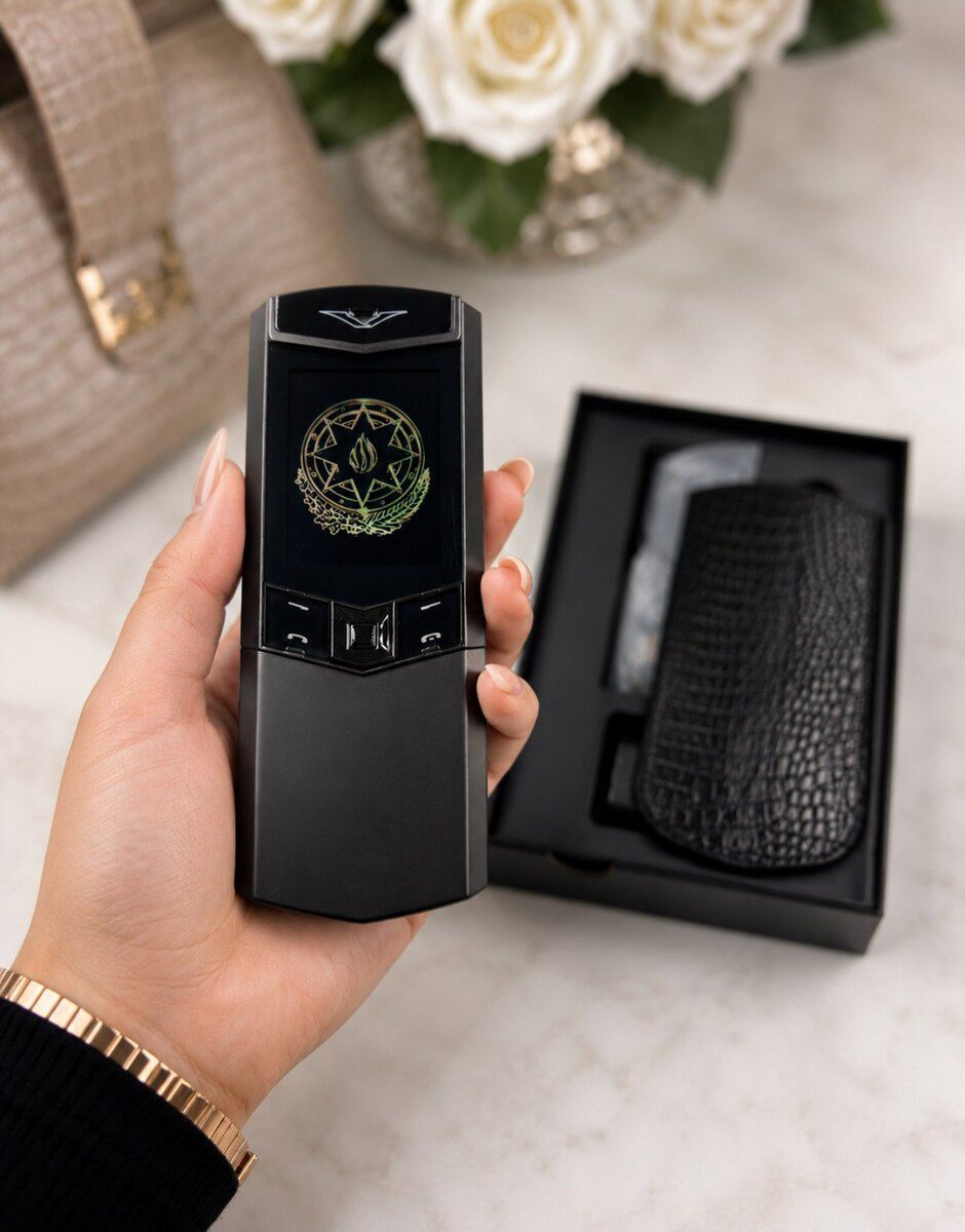 Vertu Signature S Design Pure Black 4GB — Mallar, Bakı