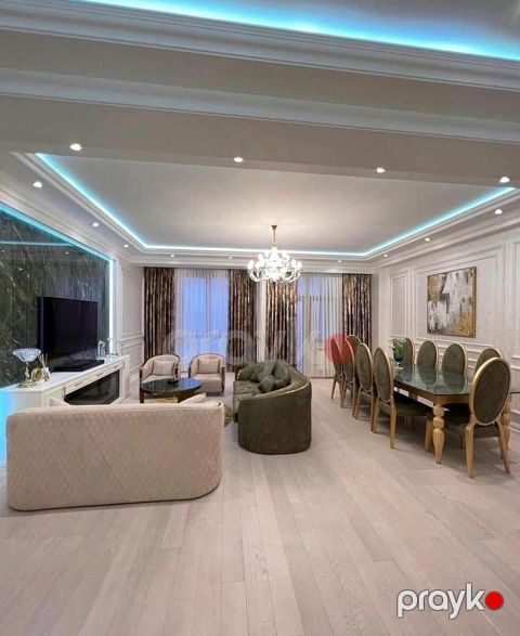 Satılır 2 otaqlı yeni tikili 102 m²