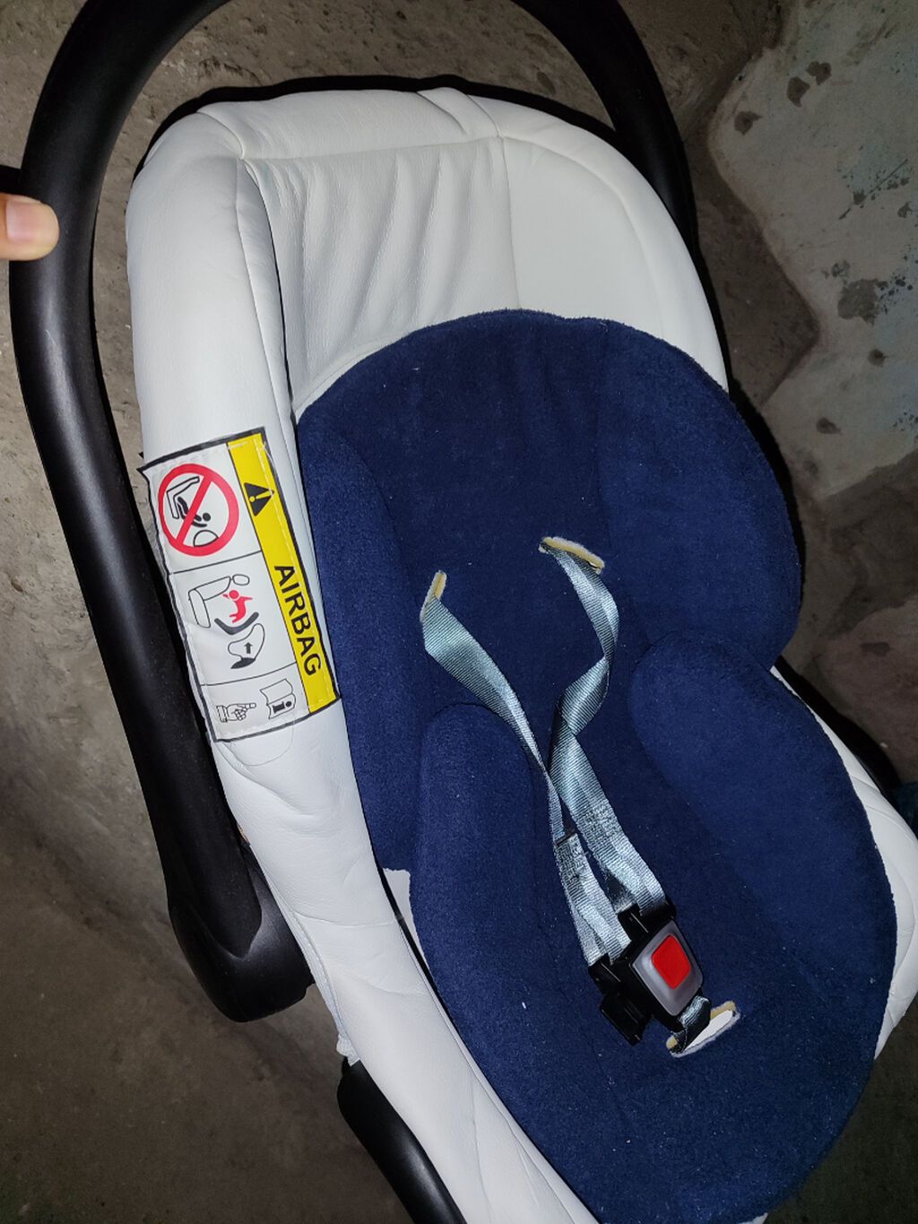Maşın üçün uşaq oturacağı — Uşaq nəqliyyatı, Bakı (2)