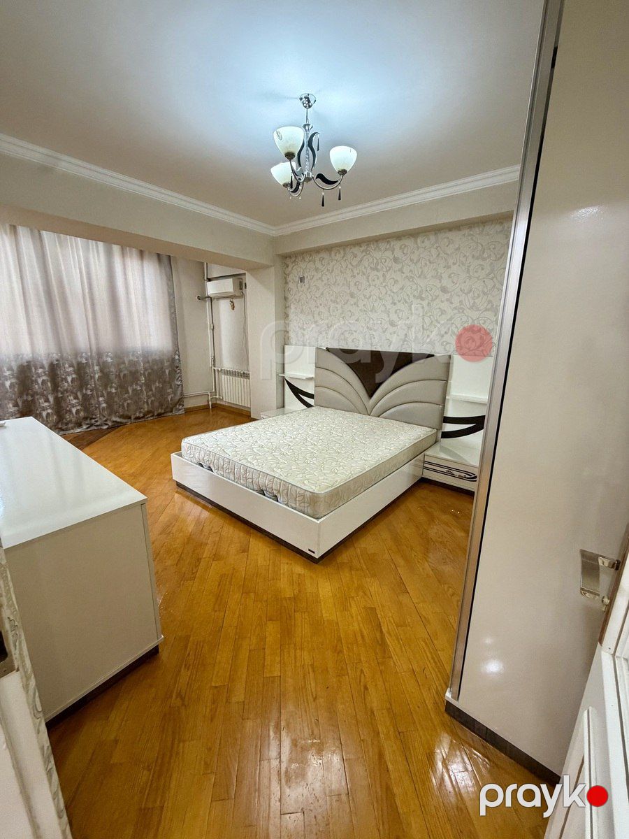 Satılır 2 otaqlı köhnə tikili 72 m² — Mənzil, Bakı (10)