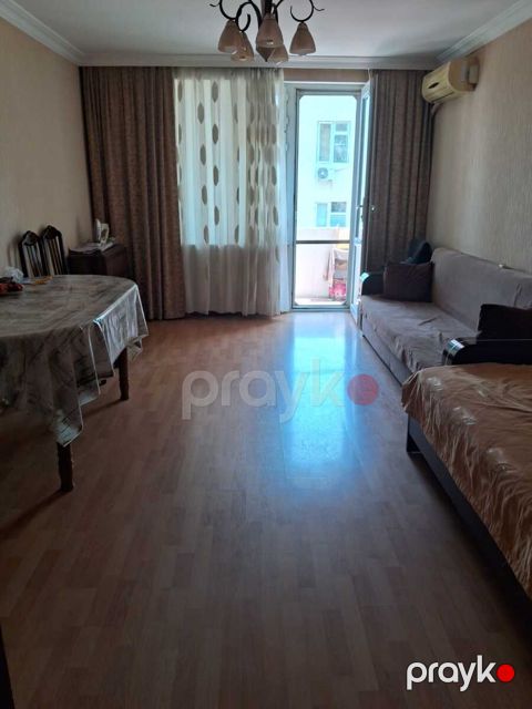 İcarəyə verilir 3 otaqlı köhnə tikili 75 m²