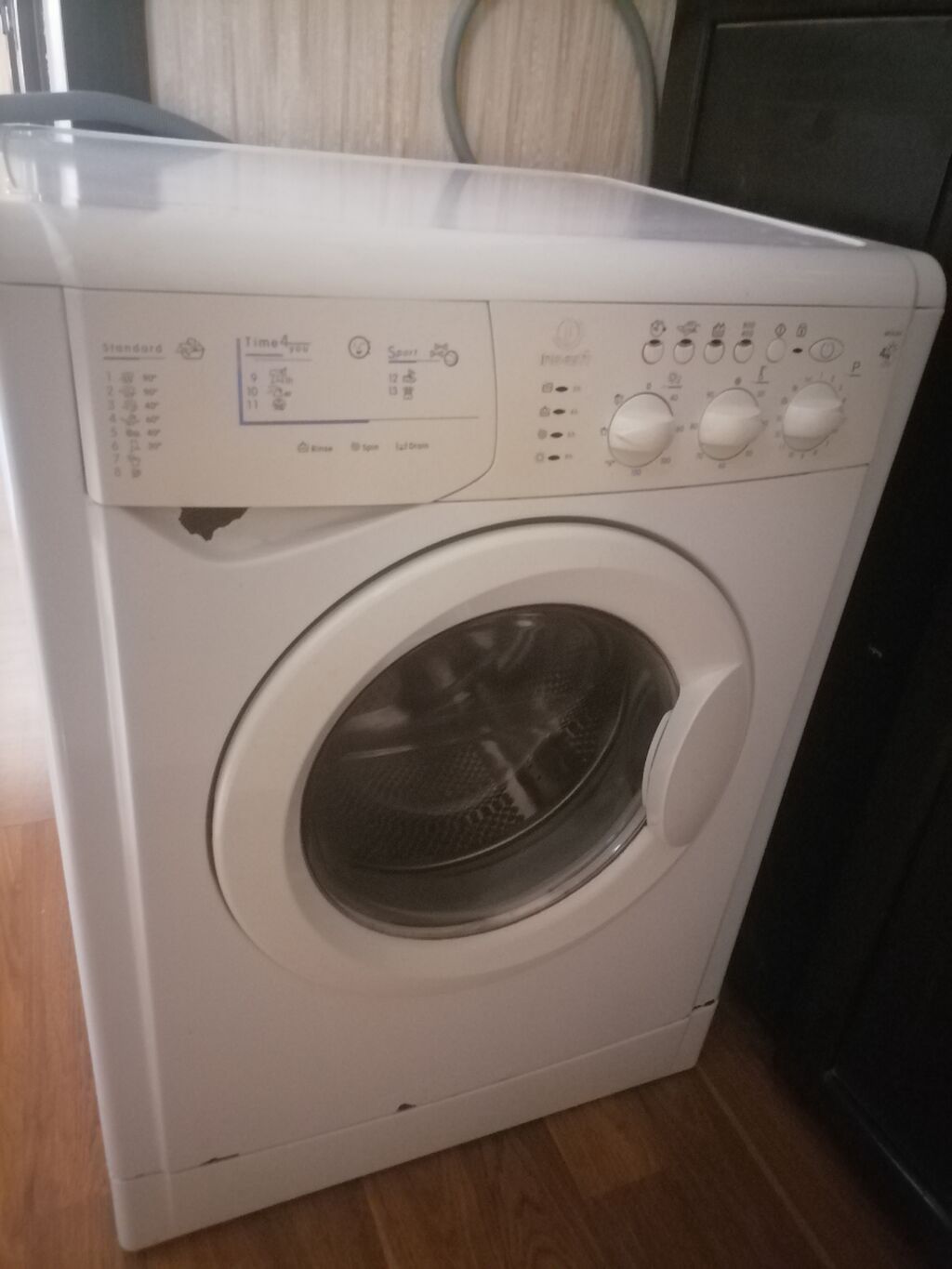 Indesit ön yükləməli paltaryuyan maşın. İşlənmiş. Sliv işləmir ancaq — Paltaryuyan maşınlar, Bakı