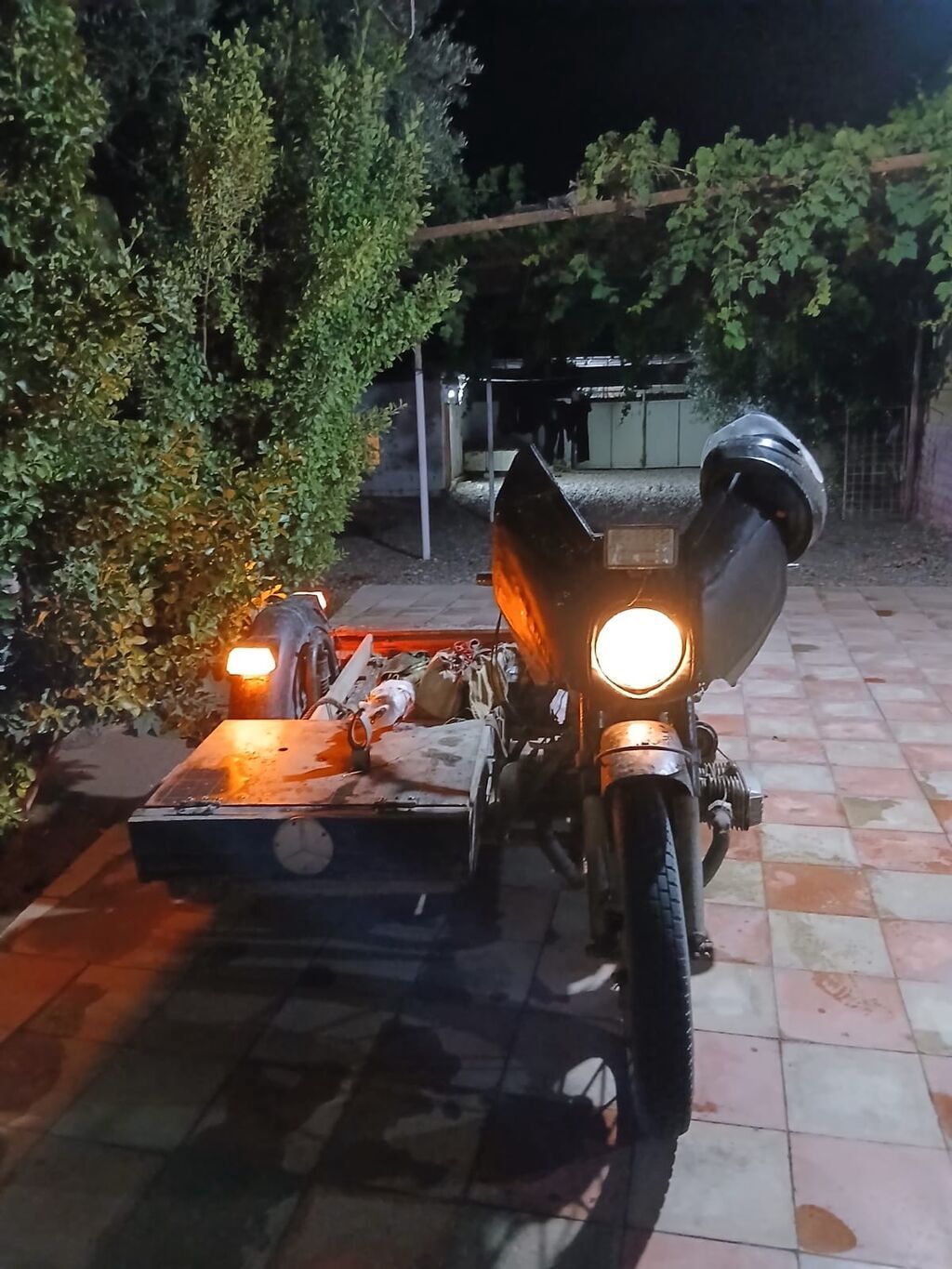 Yük daşımağa uyğun üçtəkərli motosiklet yan qoşqu ilə — Kvadrosikllər və baqqilər, Salyan (3)