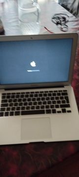 Apple Macbook Air 2017 il — Goods