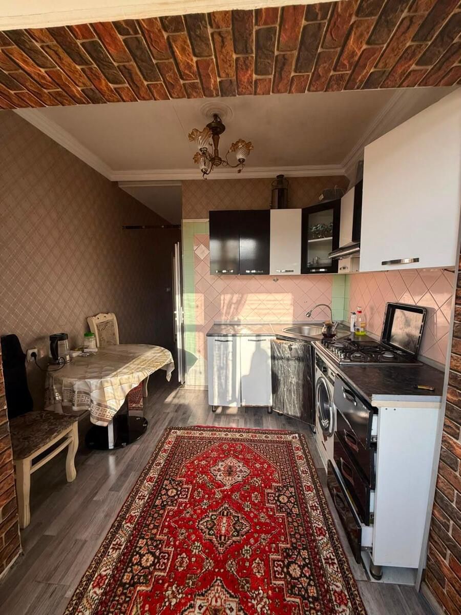 Satılır 3 otaqlı köhnə tikili 88 m² — Mənzil, Bakı (2)