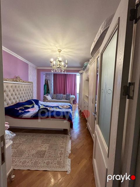 Satılır 2 otaqlı köhnə tikili 50 m²