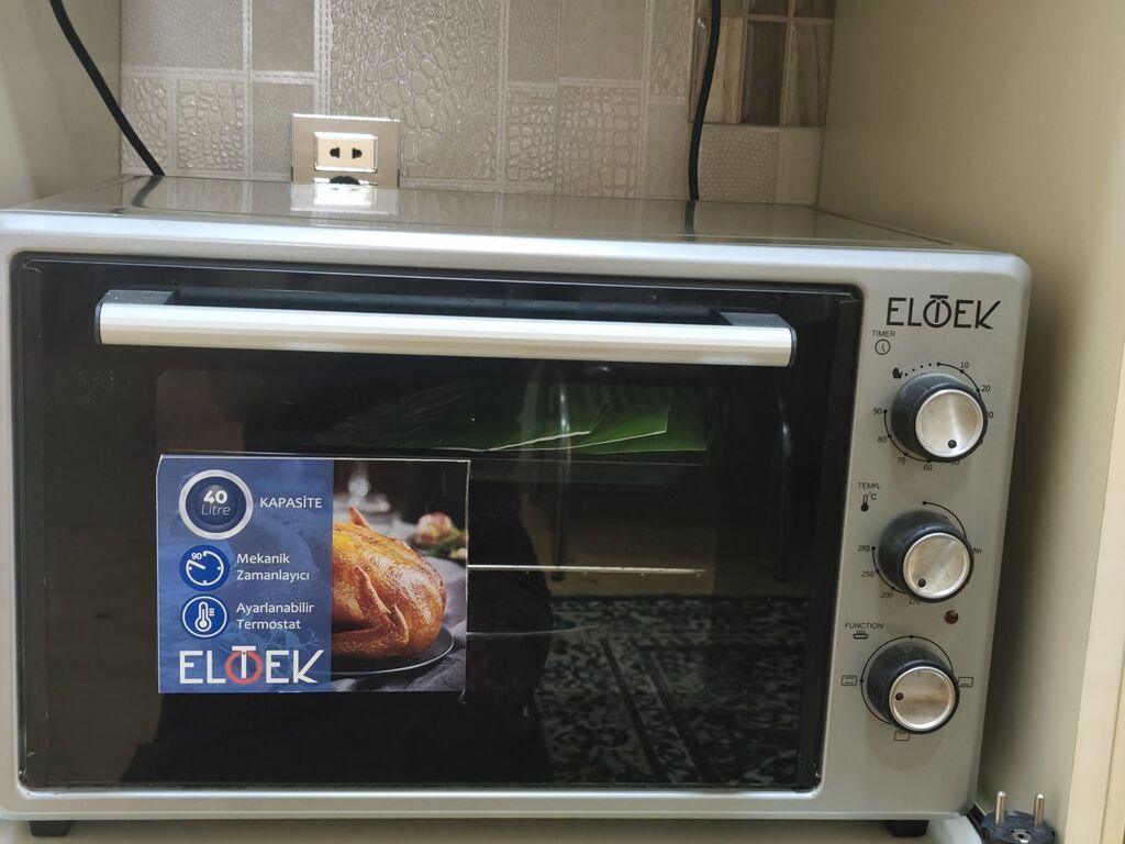 ELOEK mini soba satılır. əla vəziyyətdədir 40 litrlik tutuma malik