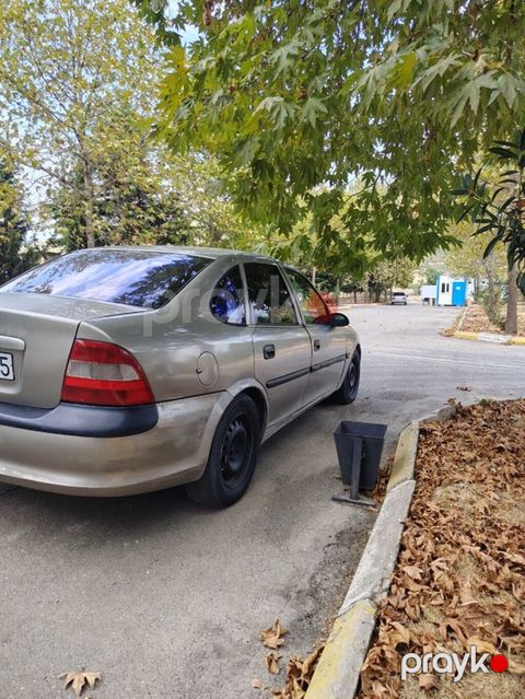 Opel Astra 1.8 Ekotek, 1996 il, sedan
