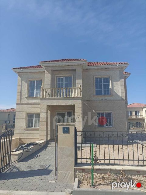 Satılır 5 otaqlı həyət evi/bağ evi 290 m²
