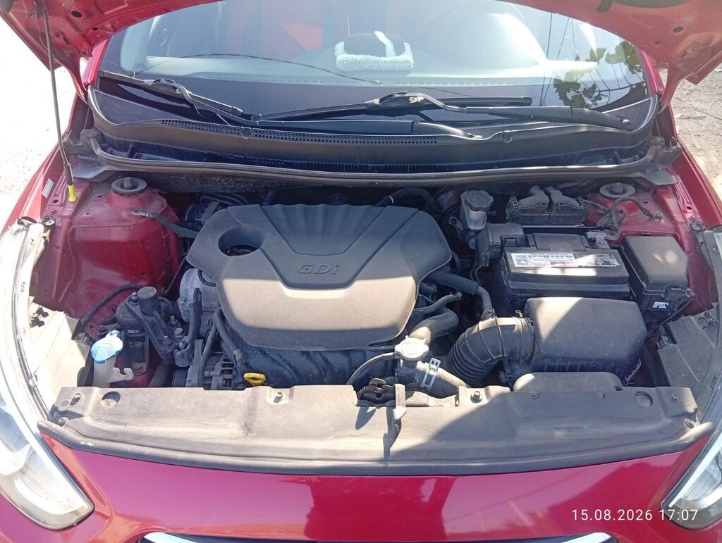 Hyundai Accent sedan - Kuzov: sedan, parlaq qırmızı rəng - Mühərrik — Avto, Qobu (3)