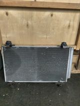 Toyota Prius 20 kondisioner radiatoru — Avtomobil