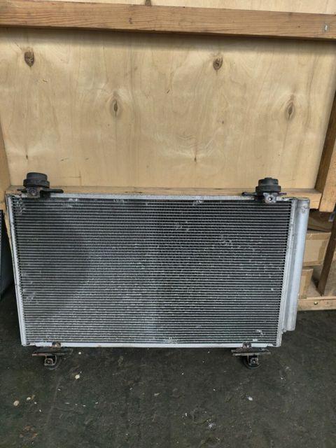 Toyota Prius 20 kondisioner radiatoru