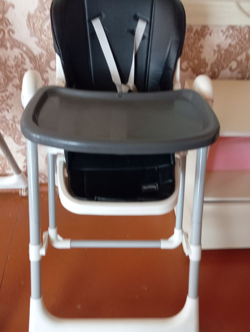 Burbay uşaq yemək stulu - Brend: Burbay - Rənglər: qara oturacaq, boz — Mallar, İsmayıllı