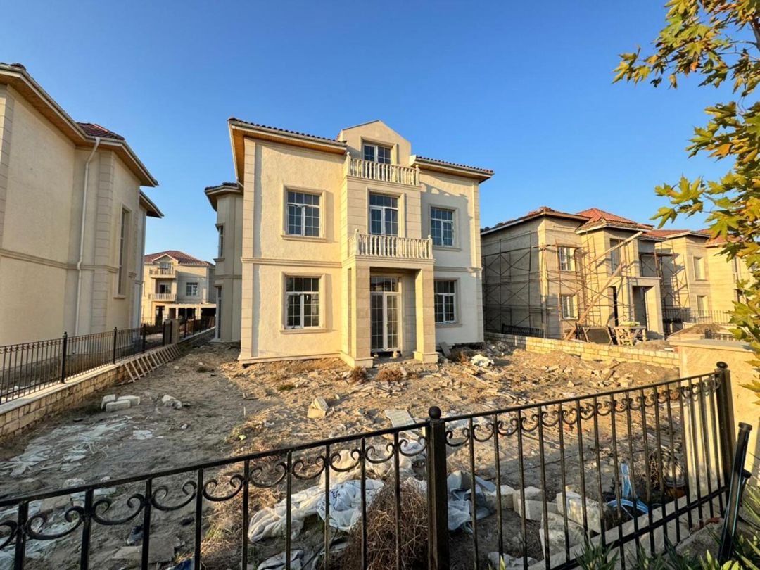 Satılır 8 otaqlı həyət evi/bağ evi 300 m² — Ev, villa, Bakı (2)