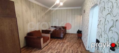 Satılır 1 otaqlı köhnə tikili 37 m²