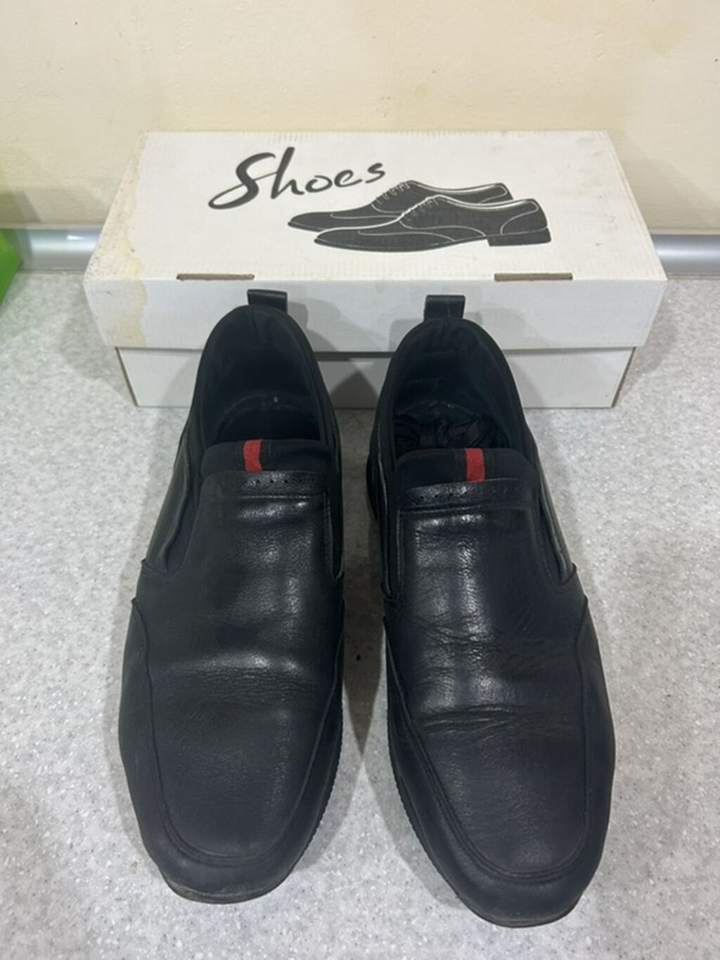 - Məhsul: Kişi ayaqqabısı, klassik slip-on model - Rəng: Qara - — Ayaqqabılar, Bakı