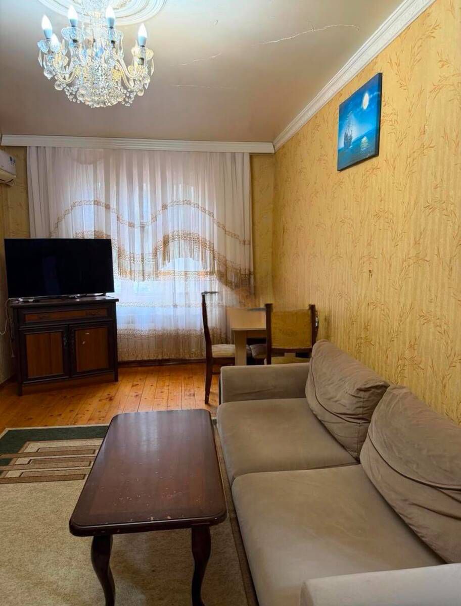Satılır 2 otaqlı köhnə tikili 65 m² — Mənzil, Bakı (6)