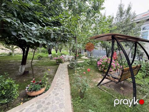 İcarəyə verilir 2 otaqlı həyət evi/bağ evi 40 m²