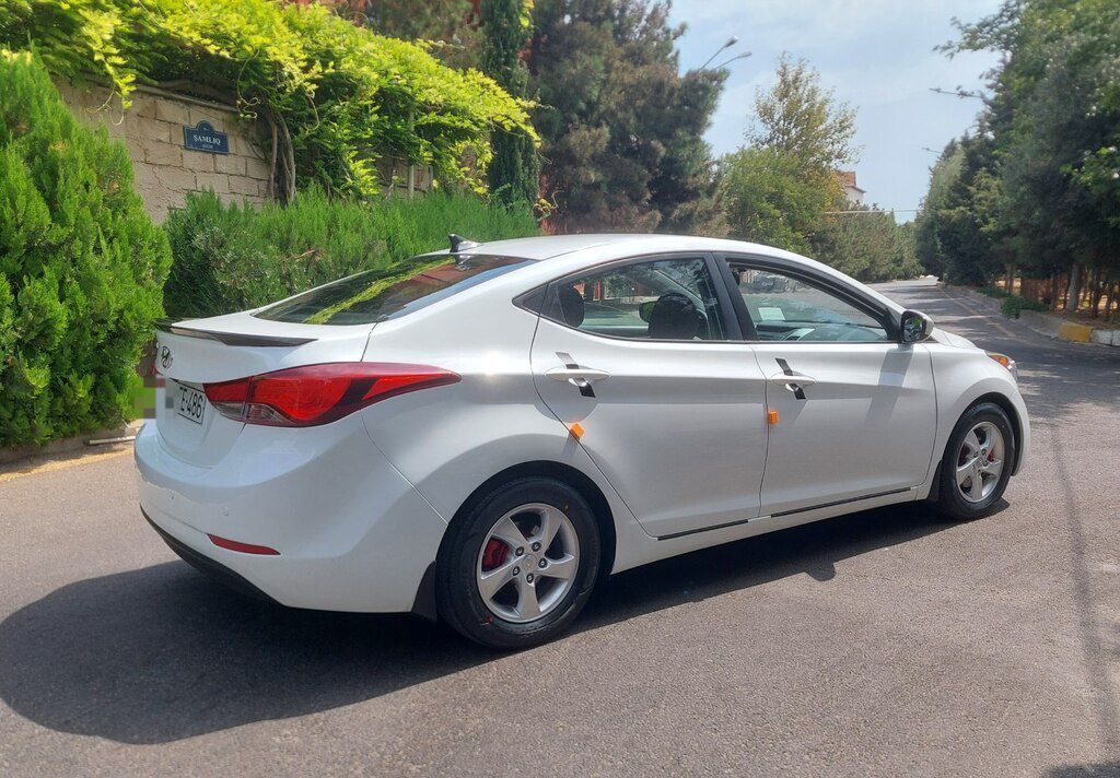 Hyundai Elantra, 1.8 L, 2015 il, 128 556 km — Avtomobillər, Bakı (4)