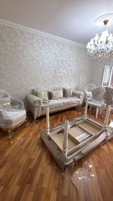 Divan kreslo. 900azn. yenidir istifadə edilmeyib. Baha alınıb ünvan — Furniture