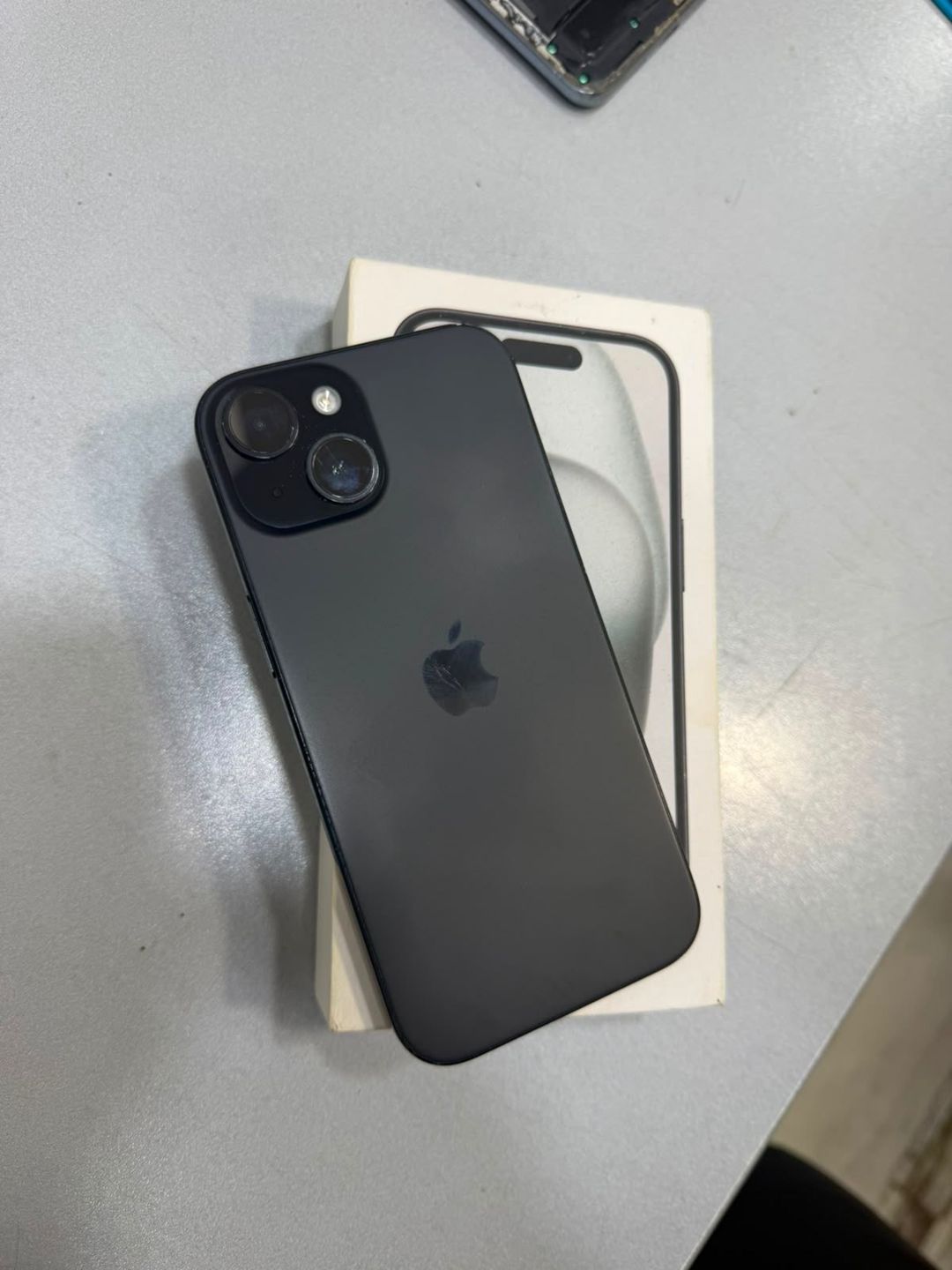 Apple iPhone 15 Black 128GB/6GB — Mallar, Bakı