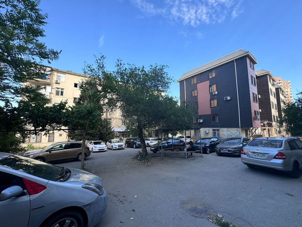Satılır 3 otaqlı köhnə tikili 70 m² — Mənzil, Bakı (2)