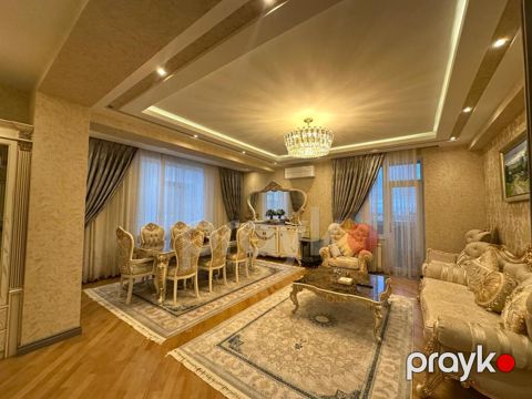 Satılır 5 otaqlı yeni tikili 222 m²