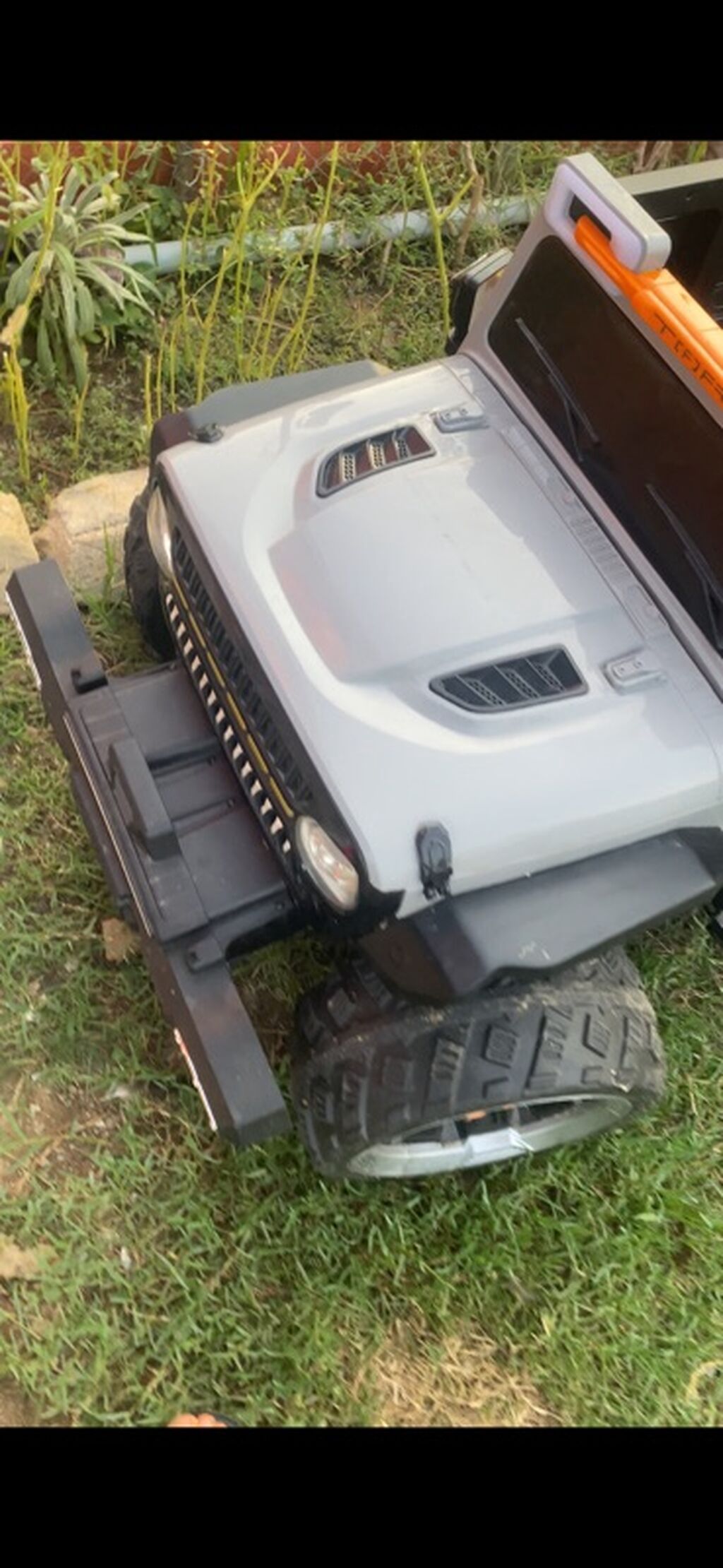 Uşaq üçün elektrikli off-road cip maşın - Korpus: boz rəngdə — Mallar, Göytəpə (3)