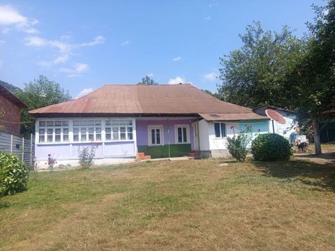 4 otaqlı, 140 kv. m, Kredit yoxdur, Orta təmir