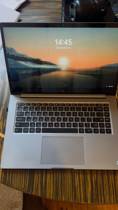 Noutbuk Xiaomi i7 16gb ram 15’ — Bakı