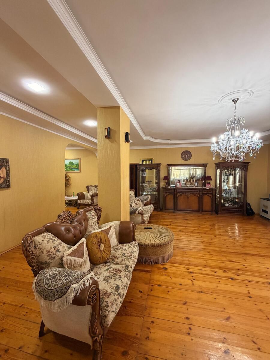 Satılır 8 otaqlı həyət evi/bağ evi 250 m² — Ev, villa, Bakı (8)