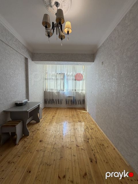 Satılır 3 otaqlı yeni tikili 50 m²