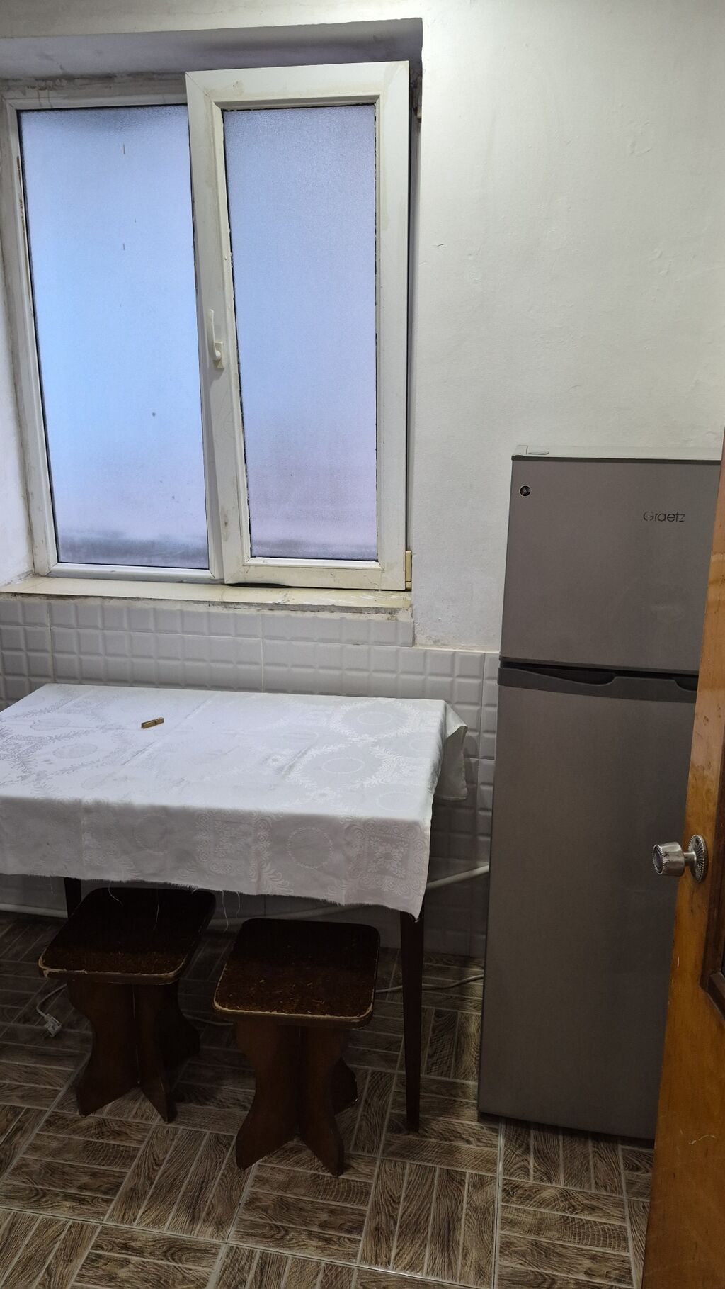 Seherin Merkezinde Qis parkinin yaninda Umumi Heyetde 1 otag menzil — Daşınmaz əmlak, Masazır (8)