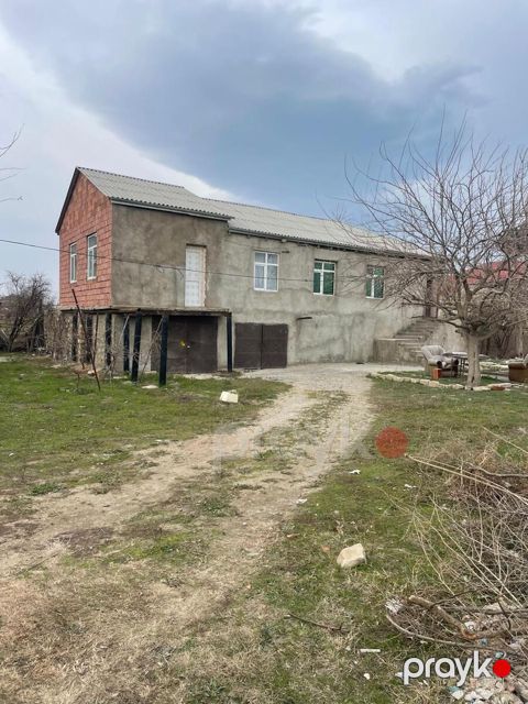 Satılır 4 otaqlı həyət evi/bağ evi 150 m²
