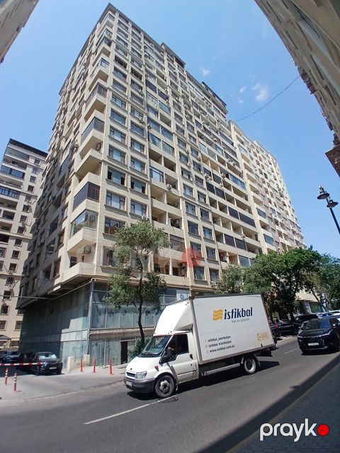 Satılır 2 otaqlı yeni tikili 99 m²