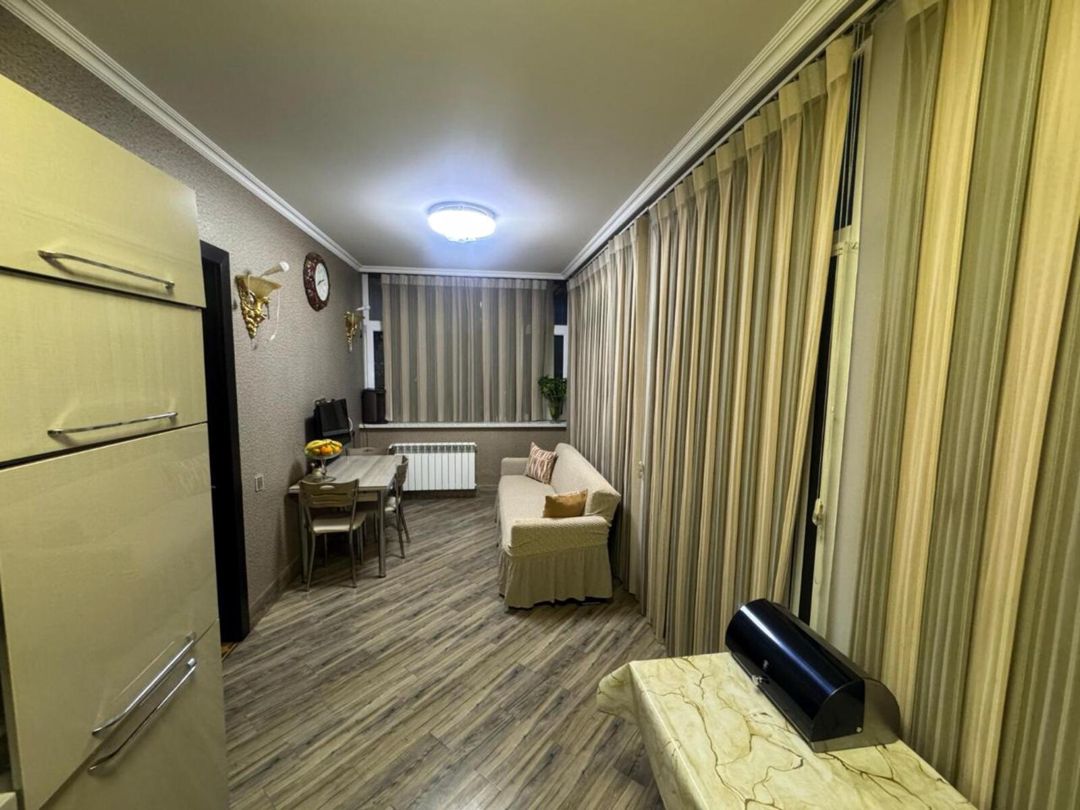 Satılır 4 otaqlı yeni tikili 200 m² — Mənzil, Bakı (12)