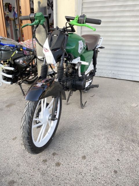 Moped/Mototsikl – şəhər içi gediş-gəliş üçün yığcam və ekonomik model — Digah